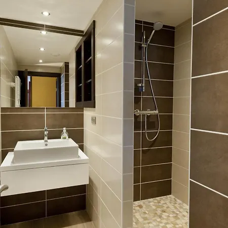 Résidence Neves - Spacieux 6 Personnes, Moderne Avec Vue Dominante Mae-7468 *